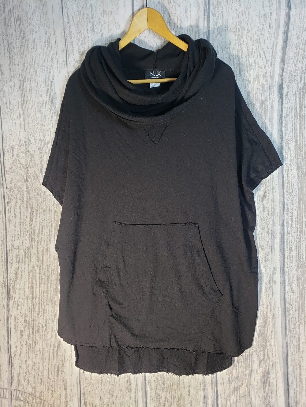 NUX Black Short-Sleeve Cowl Neck Pullover Kangaroo Pocket Raw Edge Medium/Large